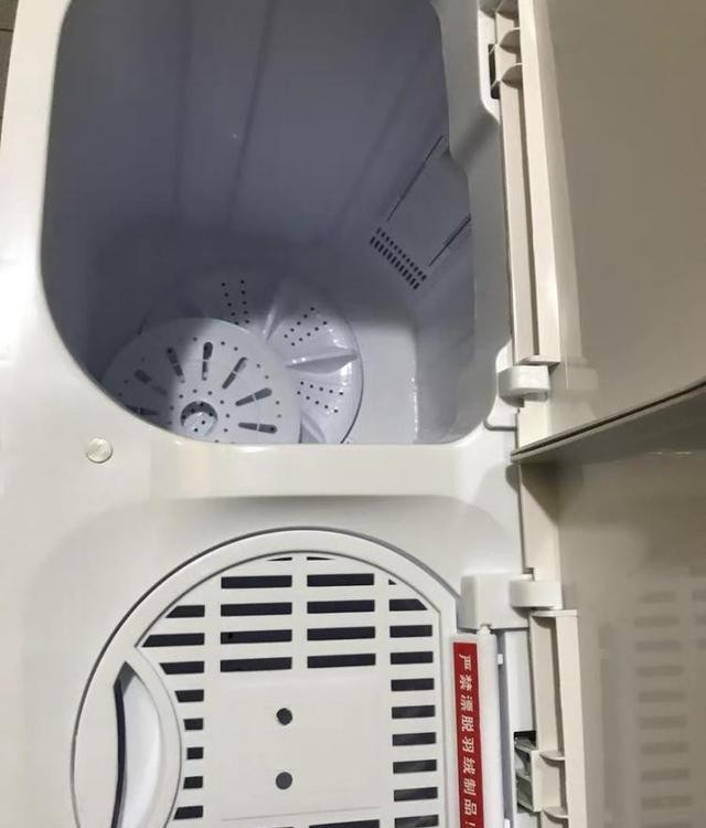 双缸洗衣机已经过时,为什么还是很多人买?谈谈我的使用感受