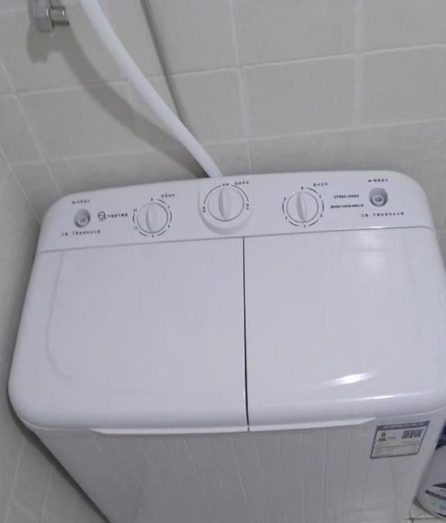 双缸洗衣机已经过时,为什么还是很多人买?谈谈我的使用感受