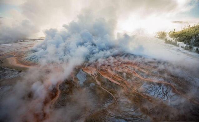 黄石美景藏杀机，4万原子弹威力，人类能撑多久？