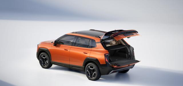 当比亚迪元UP遇上东风纳米06，纯电家用SUV怎么选才不后悔？