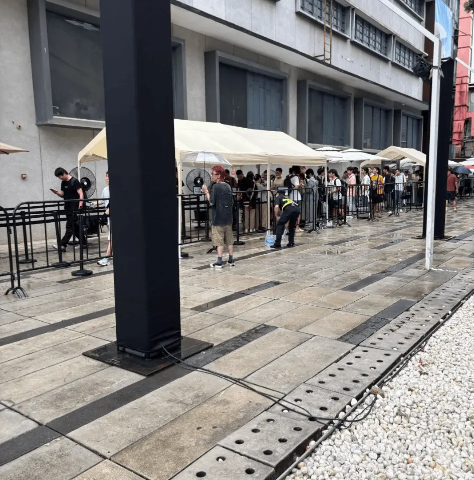 《碧蓝航线》“清凉节”让我直呼手酸，为什么我还能意犹未尽？