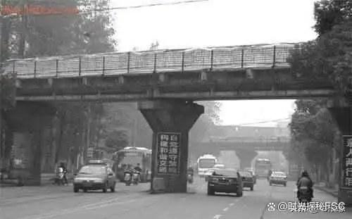 黄石的桥（附图片）