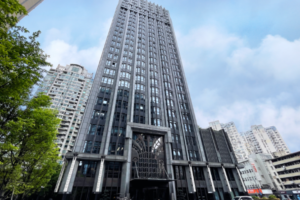 东方财富净赚55亿创新高，中期不分红！上半年新增4名高管持股