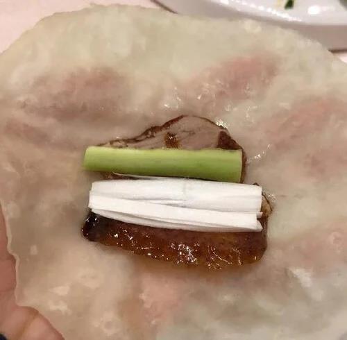 北京烤鸭老店翻身仗：口碑下滑后改头换面，258元一只值吗？