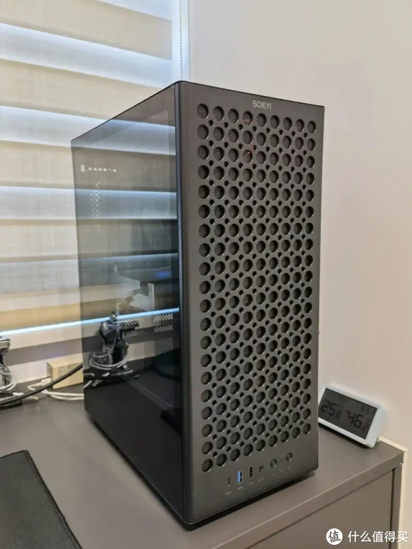 一张红票子能买什么机箱要ATX要侧透还有什么?——硕一鲲鹏CH8+