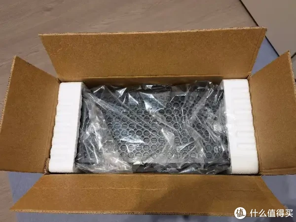 一张红票子能买什么机箱要ATX要侧透还有什么?——硕一鲲鹏CH8+