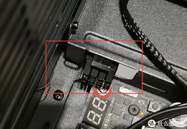 一张红票子能买什么机箱要ATX要侧透还有什么?——硕一鲲鹏CH8+