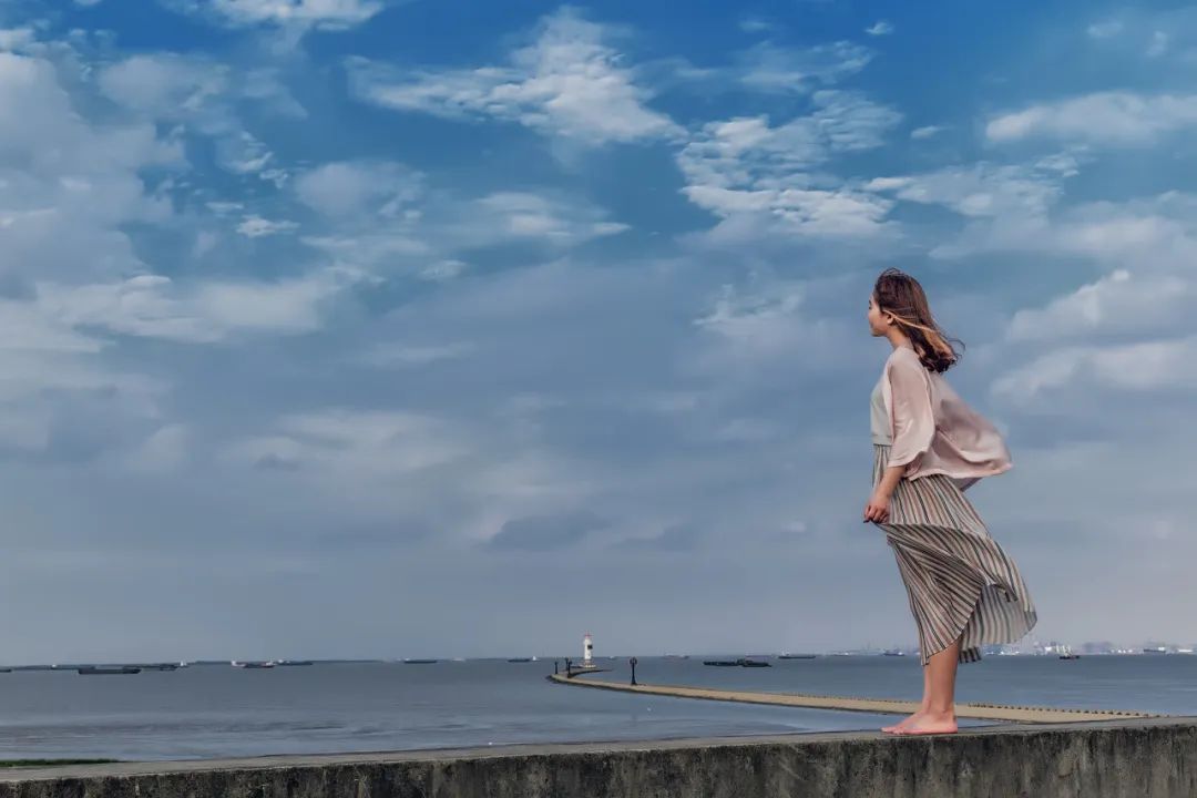 你人生的大部分灾难，都源于与错误的人纠缠