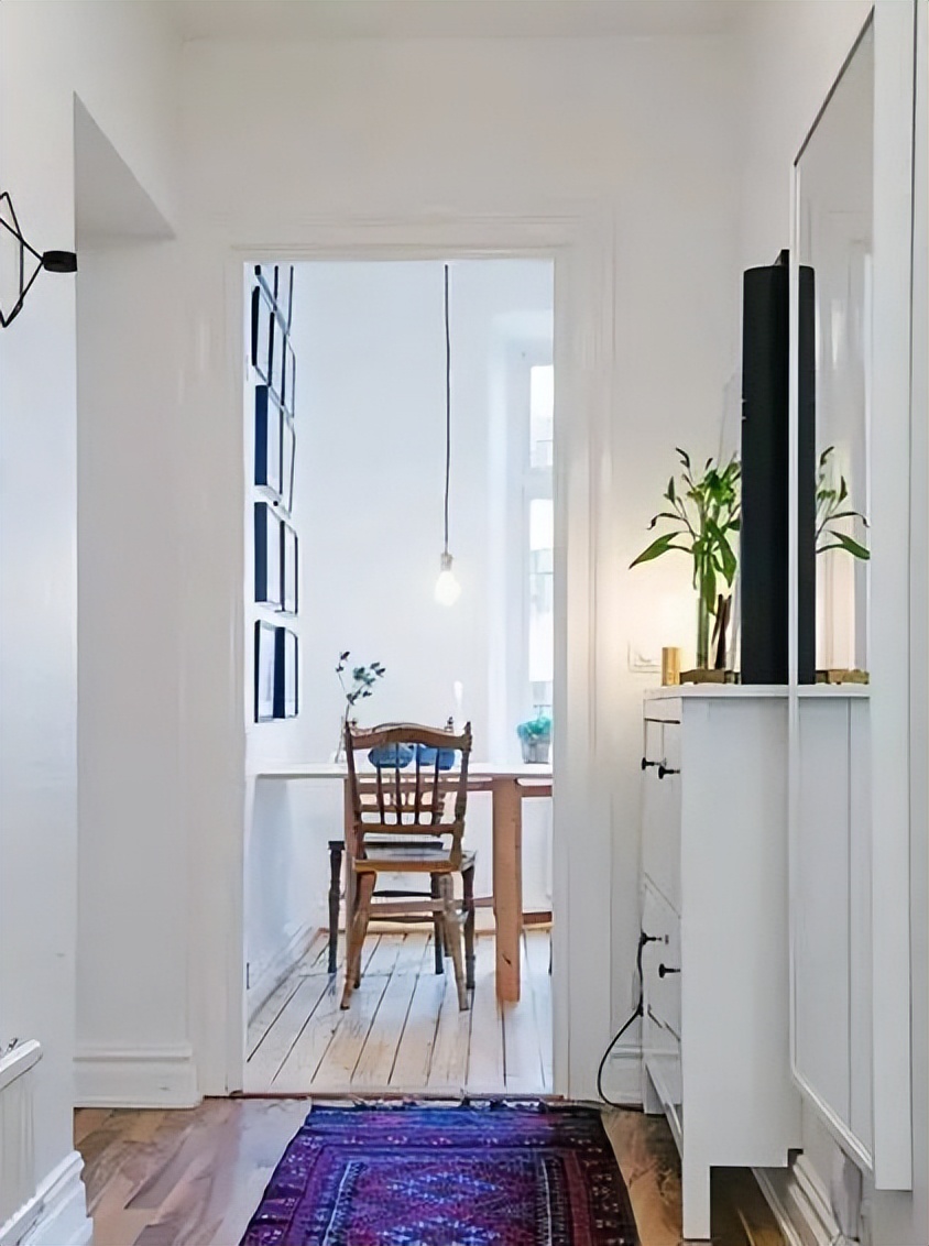 北欧风单身公寓：小空间，大格调，简单实用