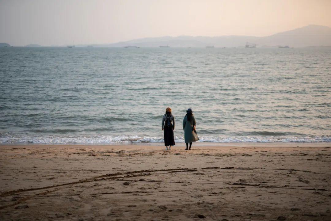 摆脱社交内耗，最好的方式